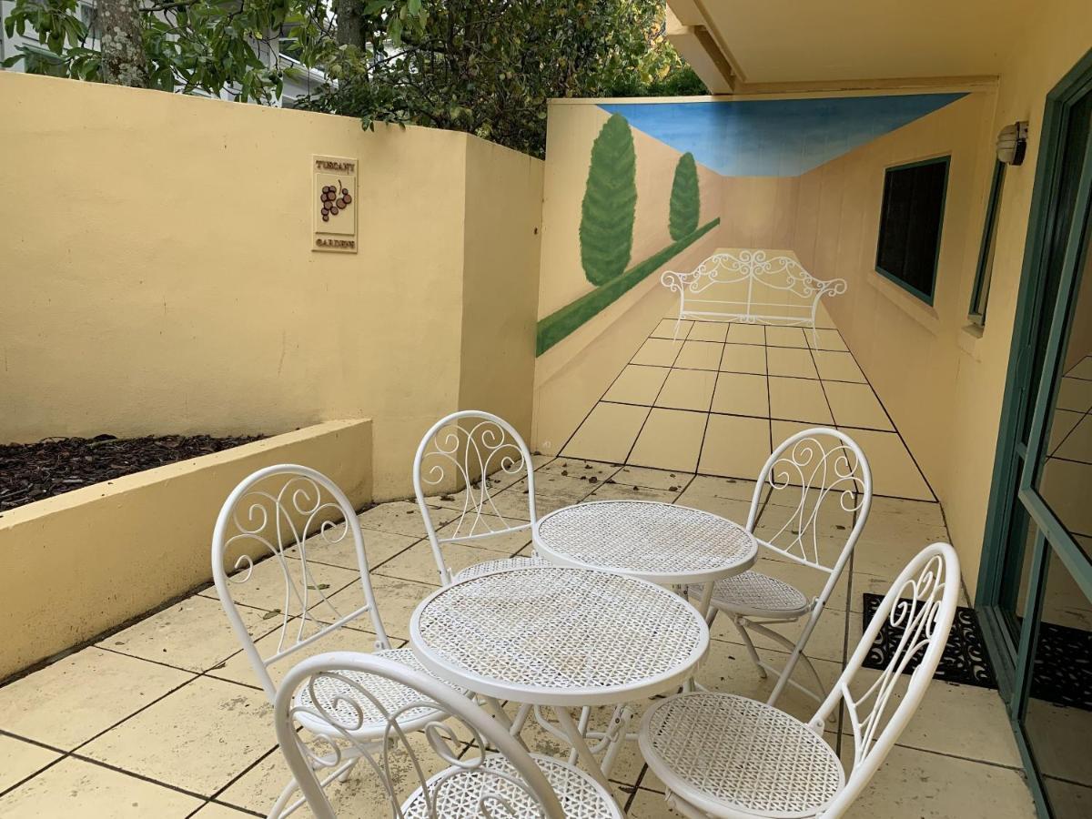 נלסון Tuscany Gardens Motor Lodge מראה חיצוני תמונה